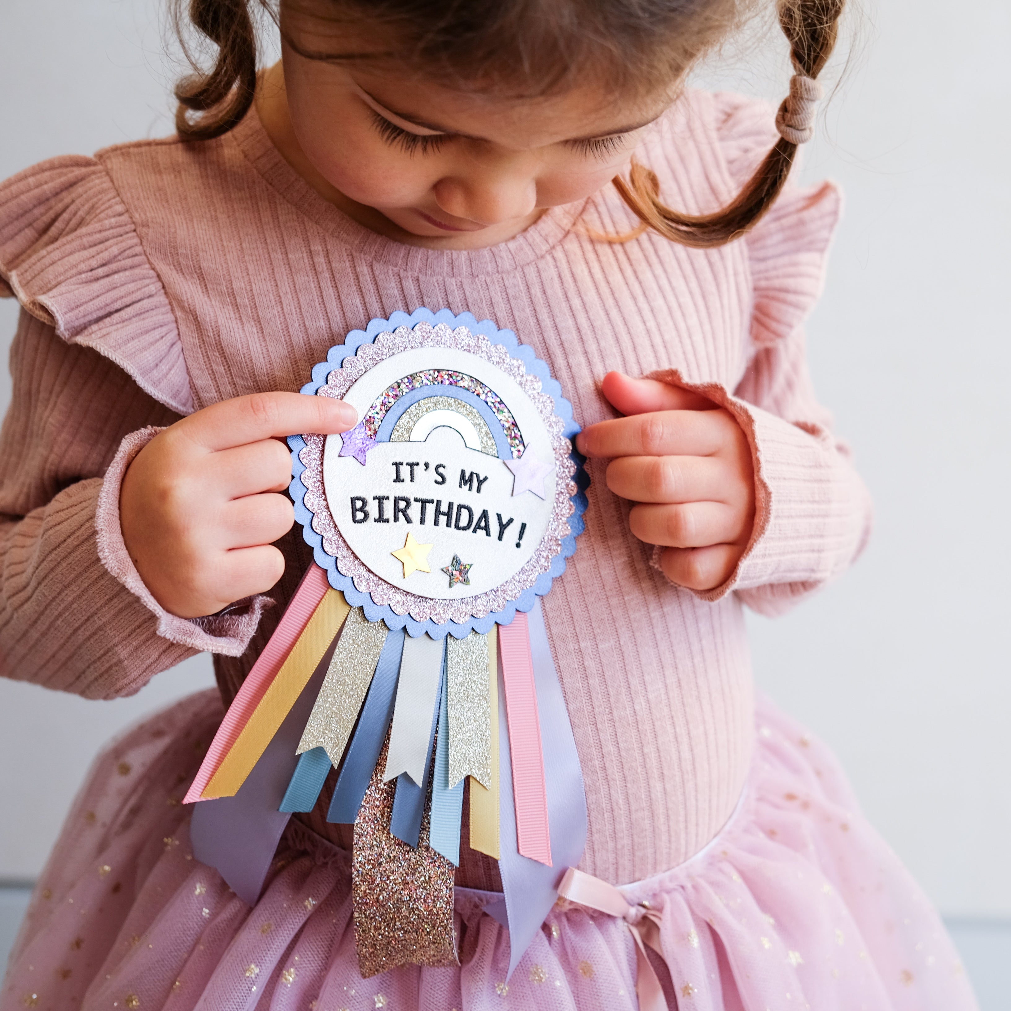 145078-72_Birthday_rosette_1_1.jpg
