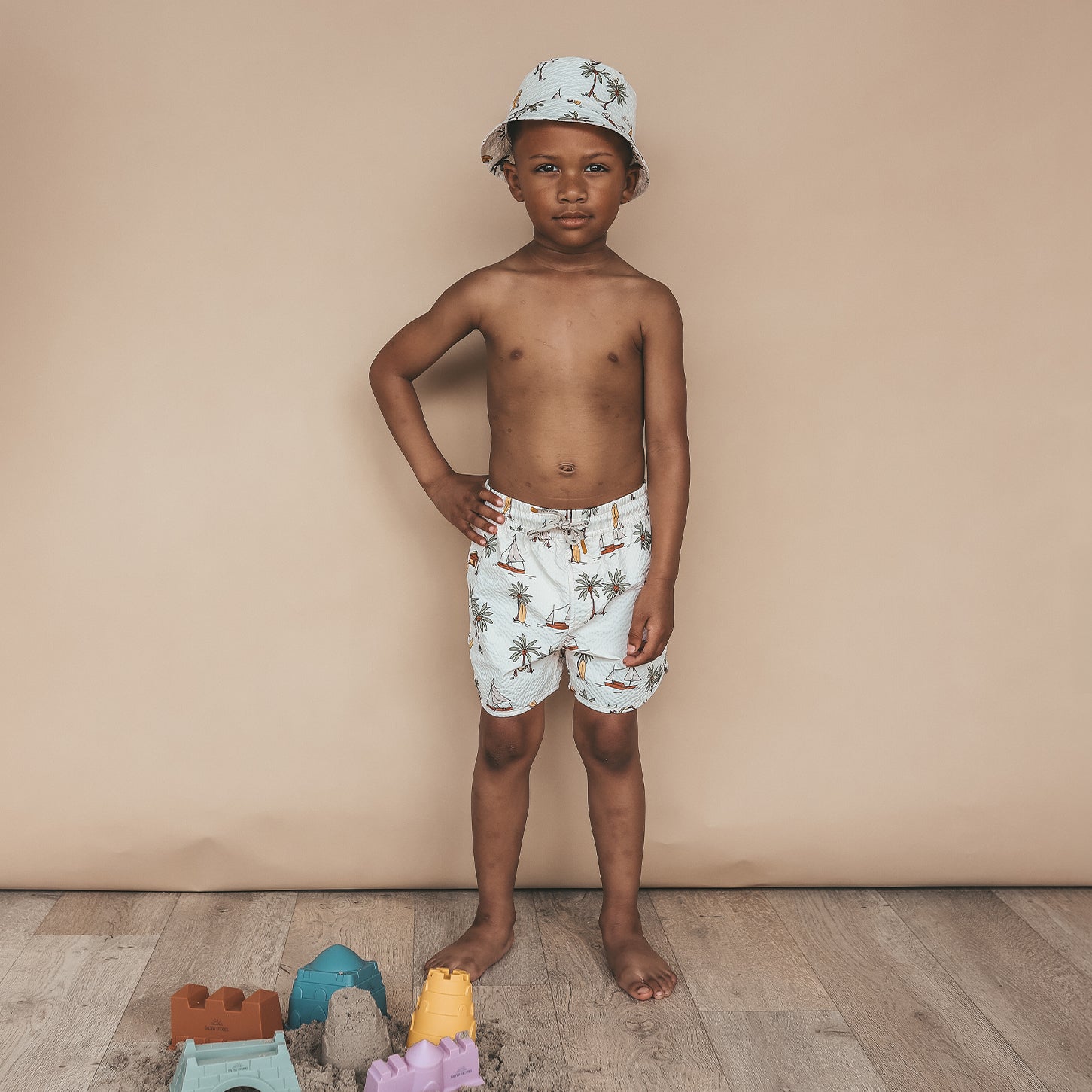 Sailing Bucket Hat - White Swan