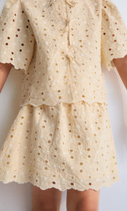 Creta Blouse – Macademia