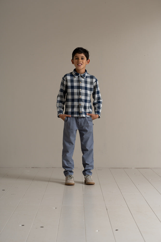 Twill Chino in Chalk Blue