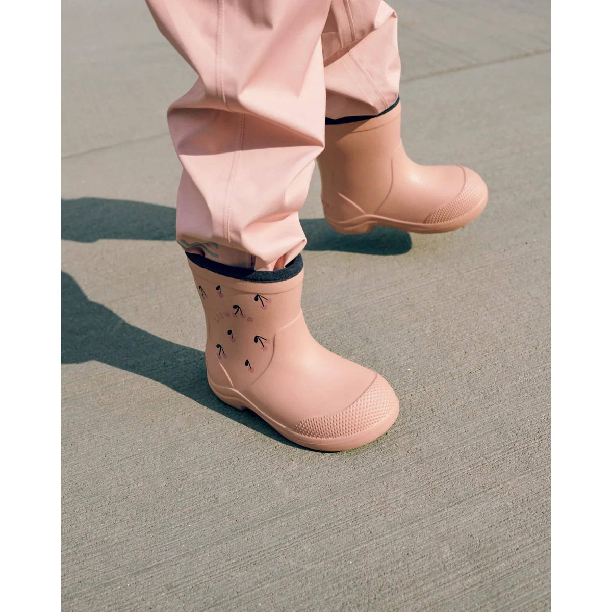 Aston Rain Boot – Cherry Hearts & Pale Tuscany